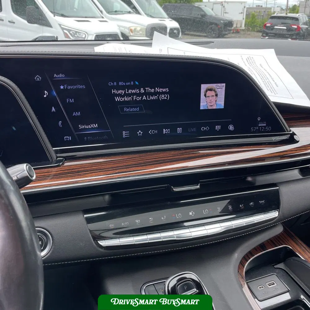 2022 Cadillac Escalade Premium Luxury