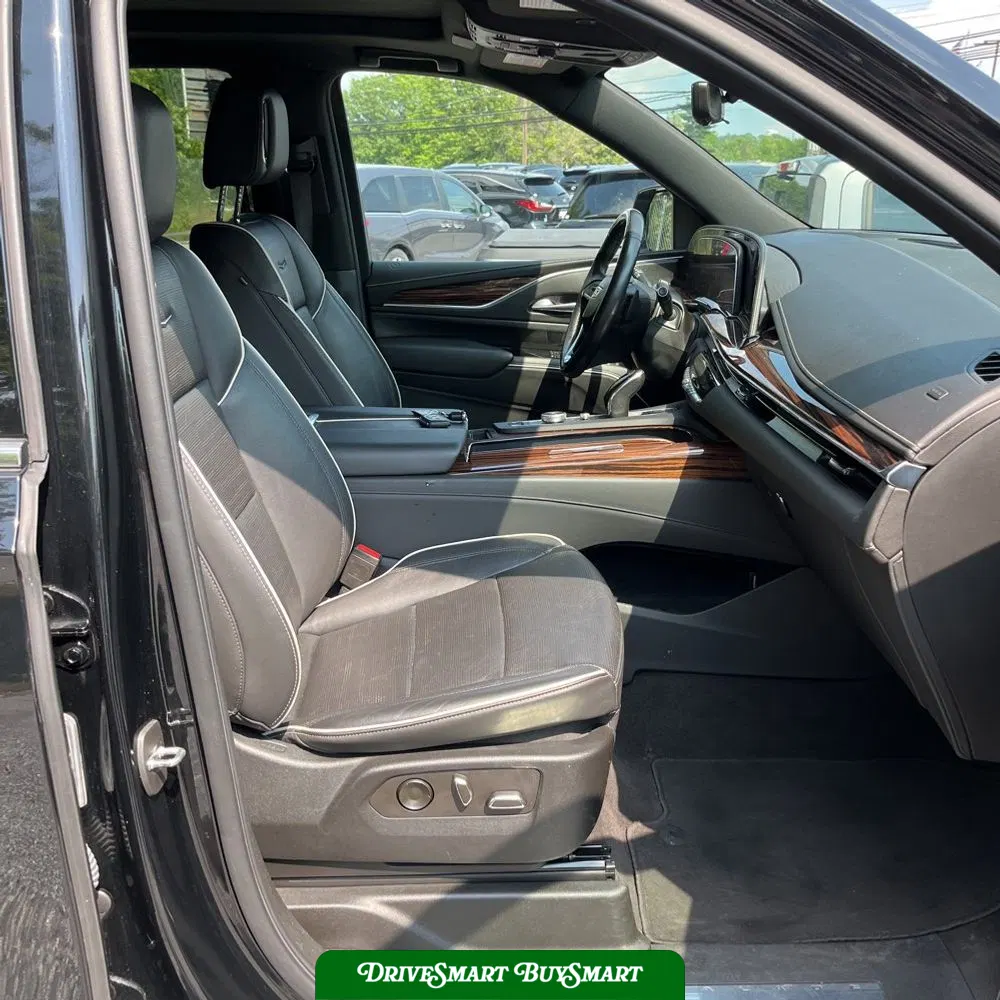 2022 Cadillac Escalade Premium Luxury