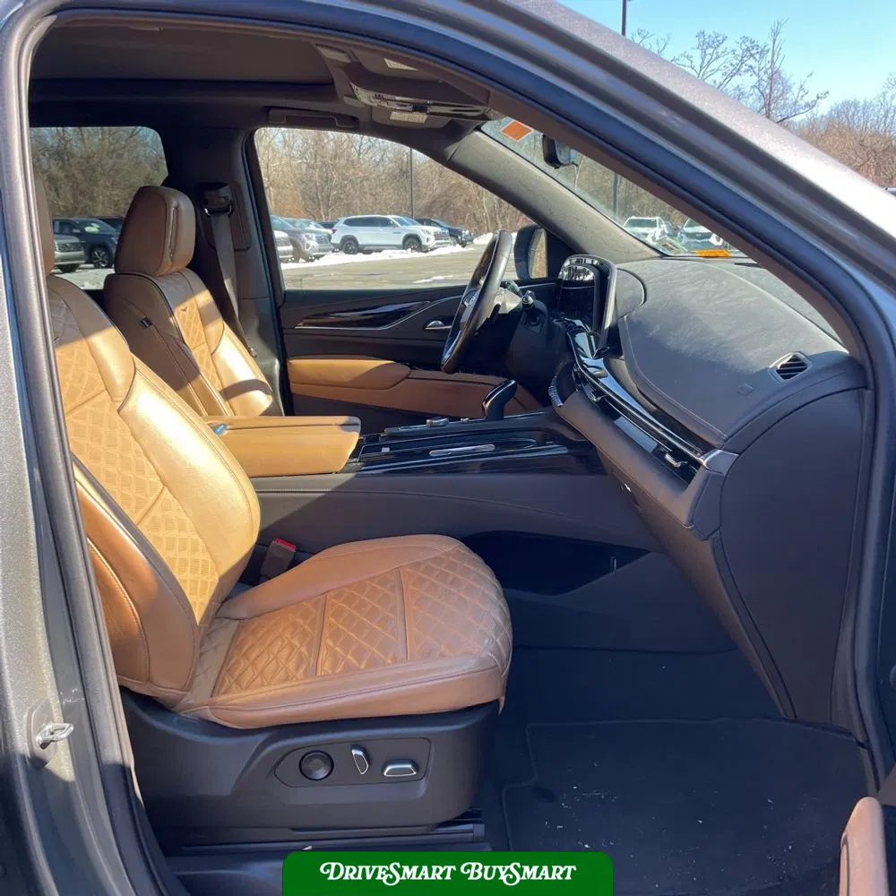 2022 Cadillac Escalade Premium Luxury