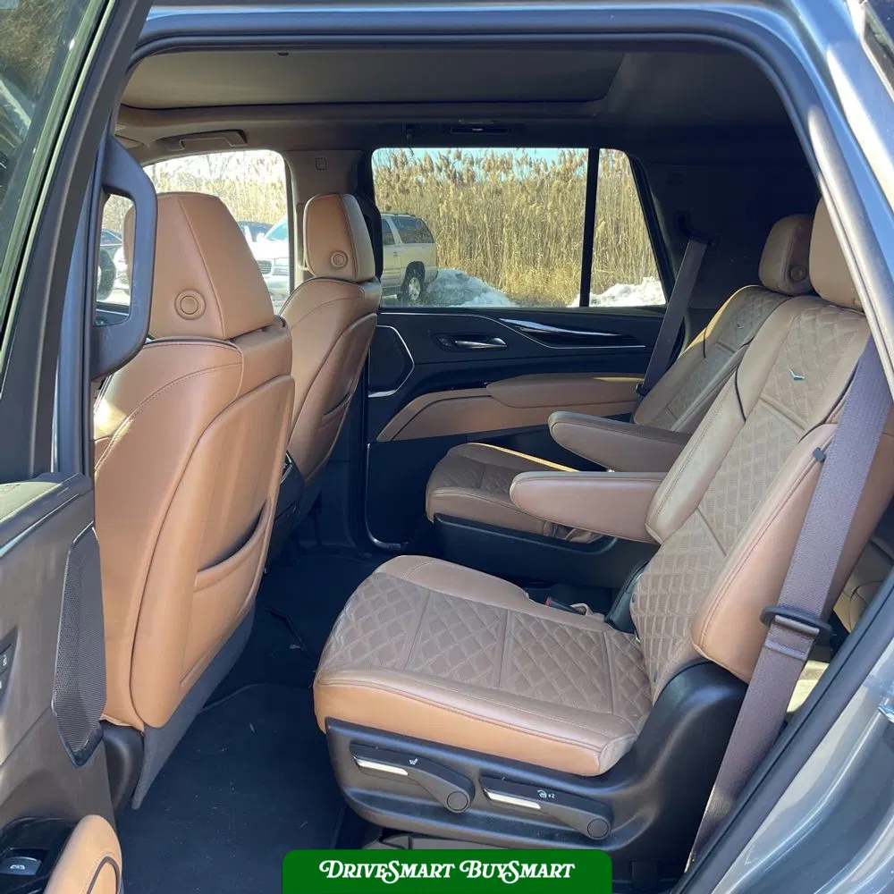 2022 Cadillac Escalade Premium Luxury