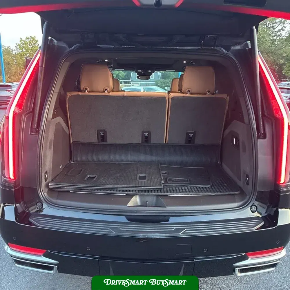 2022 Cadillac Escalade Premium Luxury