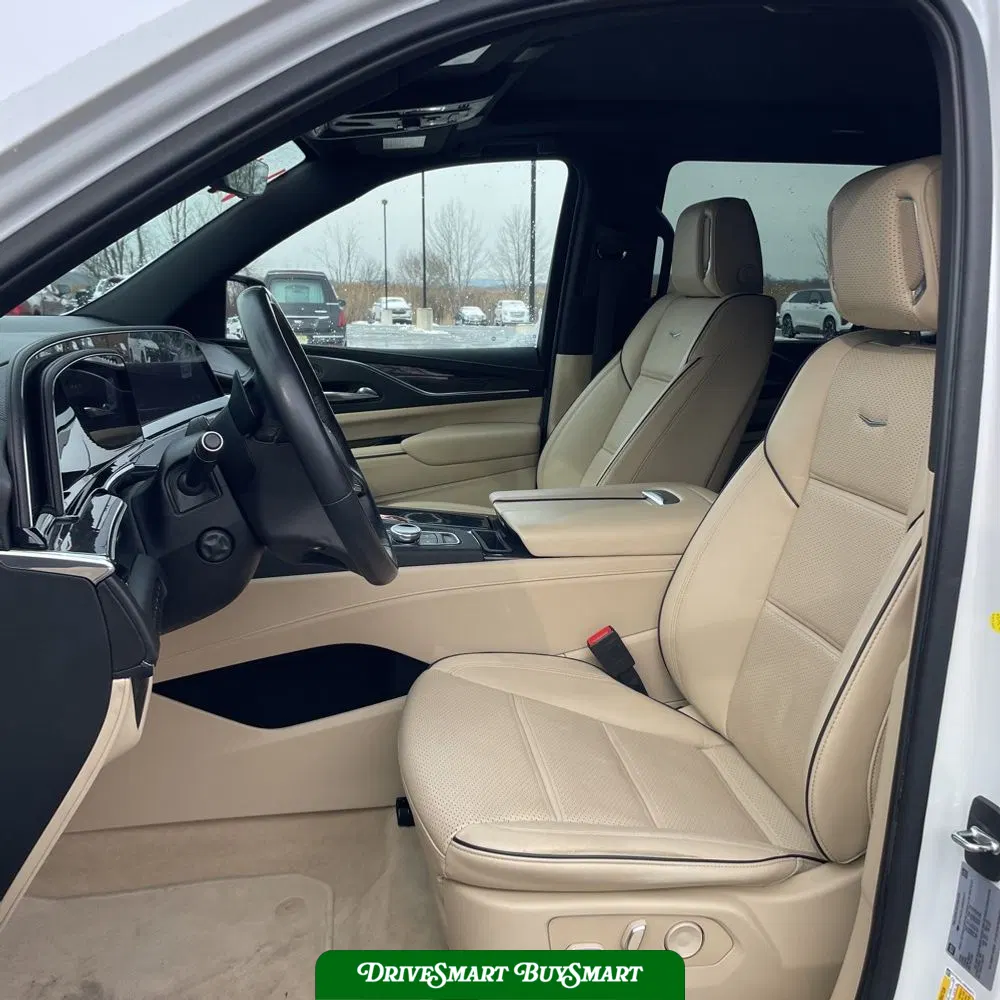 2022 Cadillac Escalade Premium Luxury