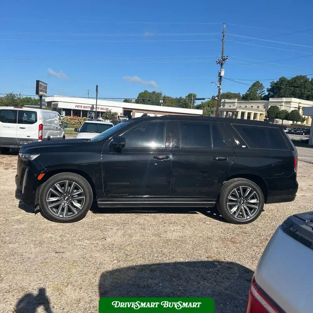 2022 Cadillac Escalade Sport
