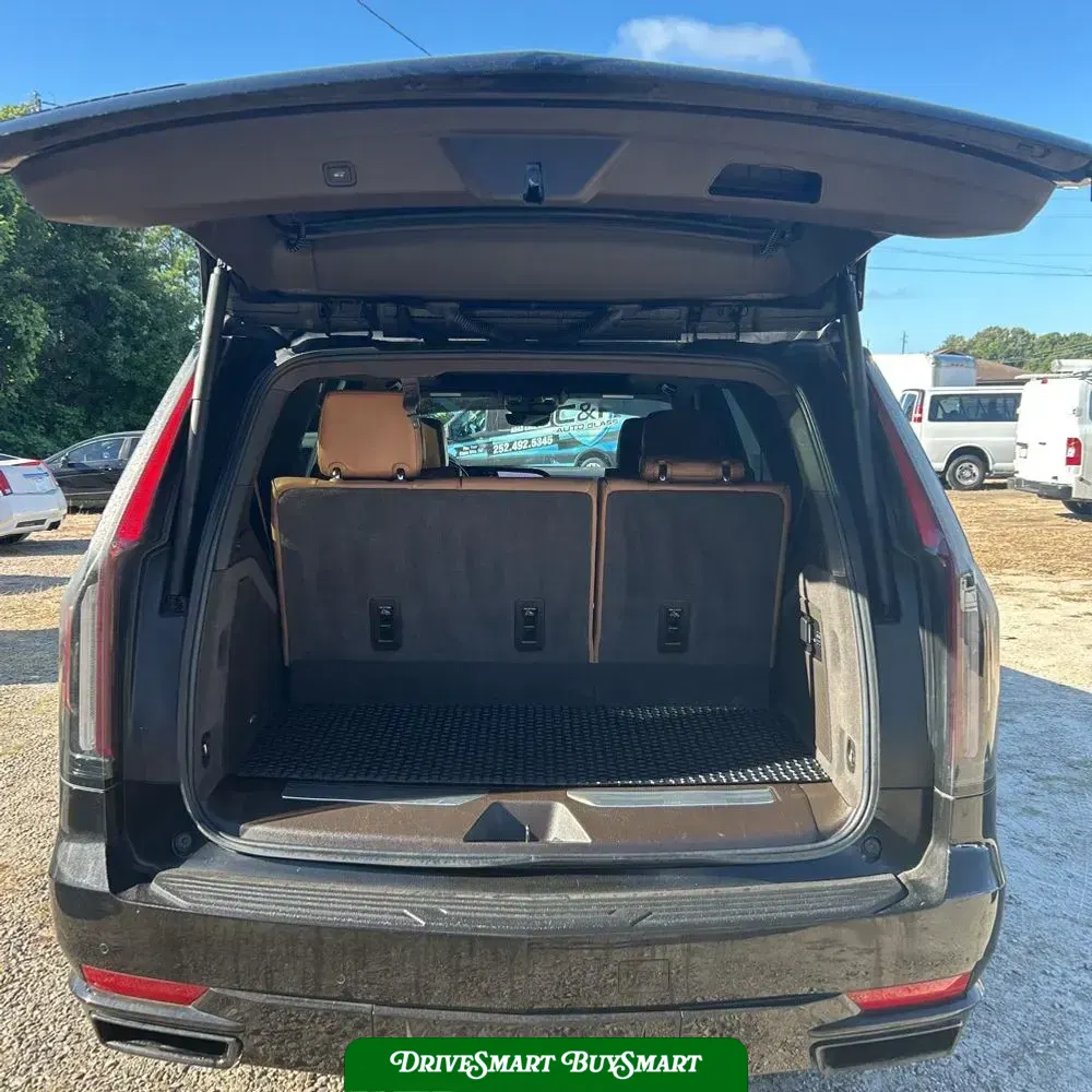 2022 Cadillac Escalade Sport