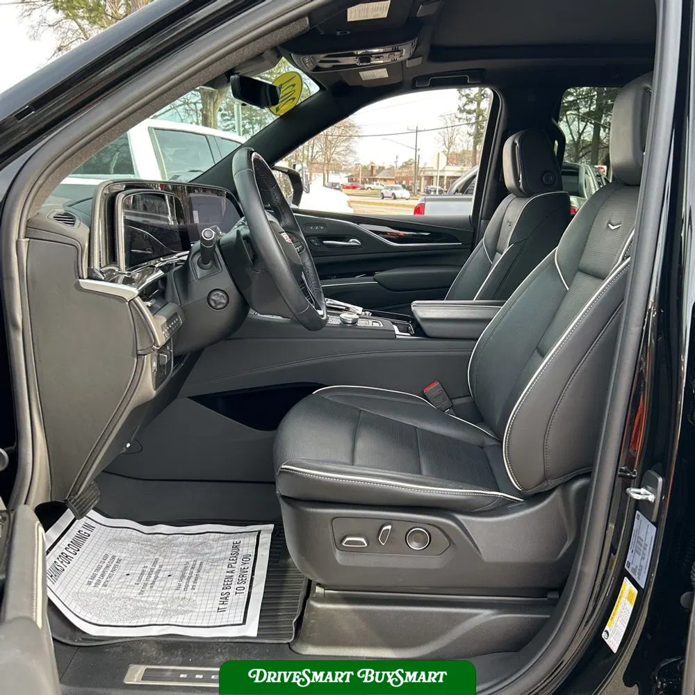 2024 Cadillac Escalade Sport