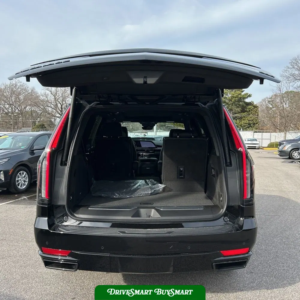 2024 Cadillac Escalade Sport