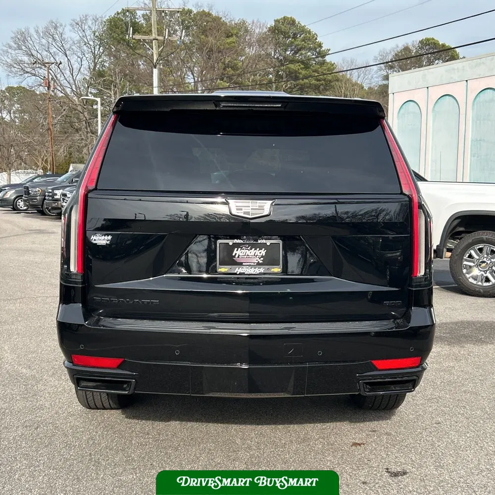 2024 Cadillac Escalade Sport