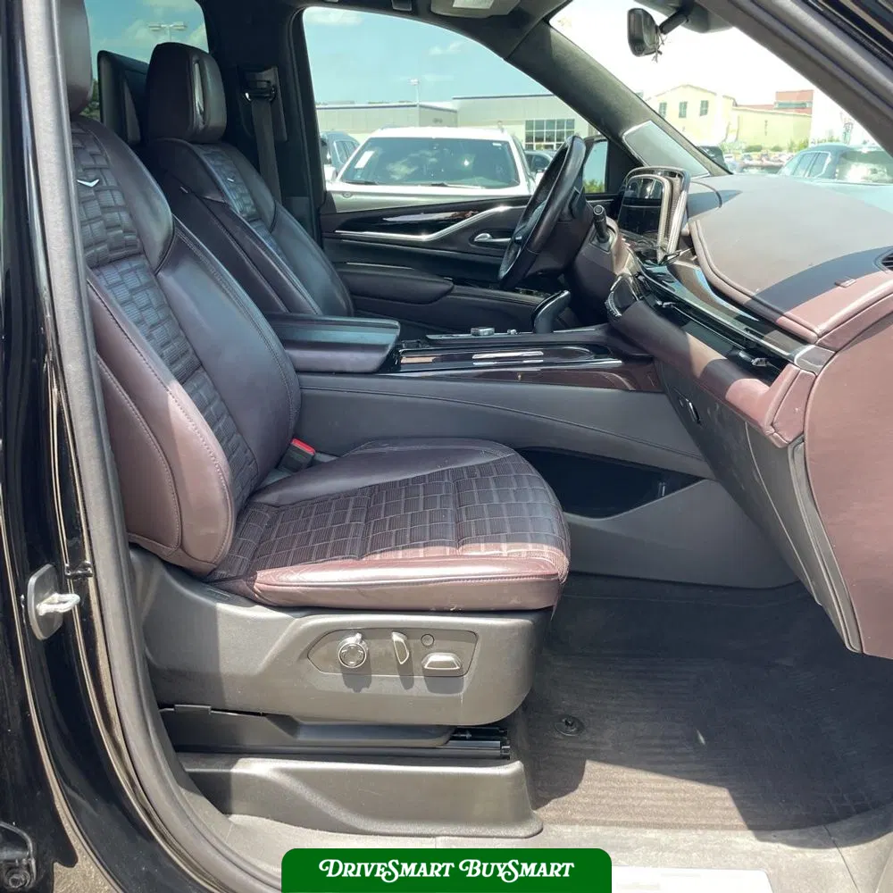 2023 Cadillac Escalade Sport Platinum