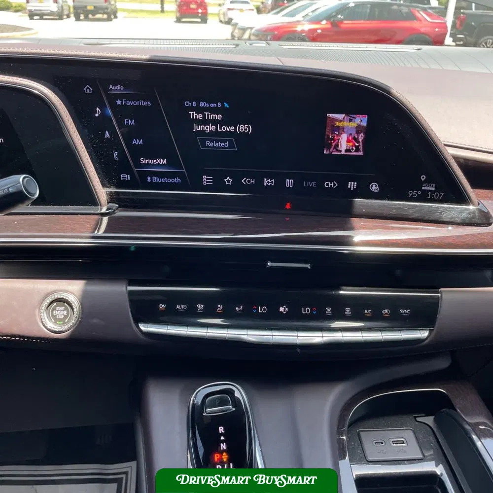 2023 Cadillac Escalade Sport Platinum
