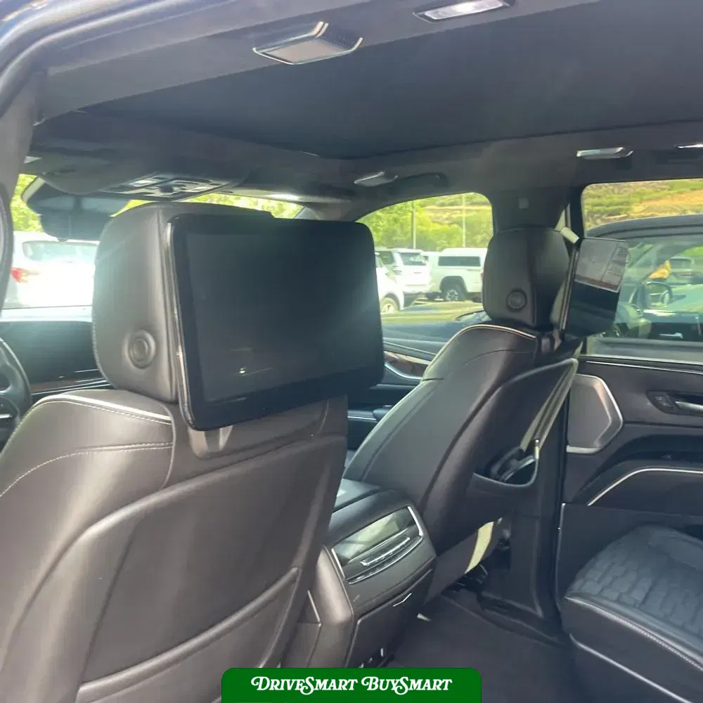 2022 Cadillac Escalade Sport Platinum