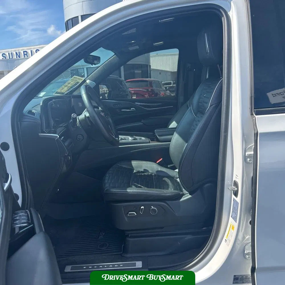 2022 Cadillac Escalade Sport Platinum