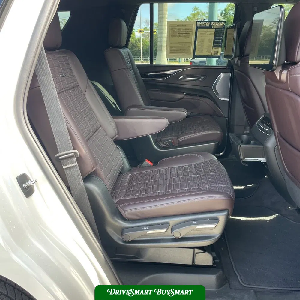 2023 Cadillac Escalade-V Base