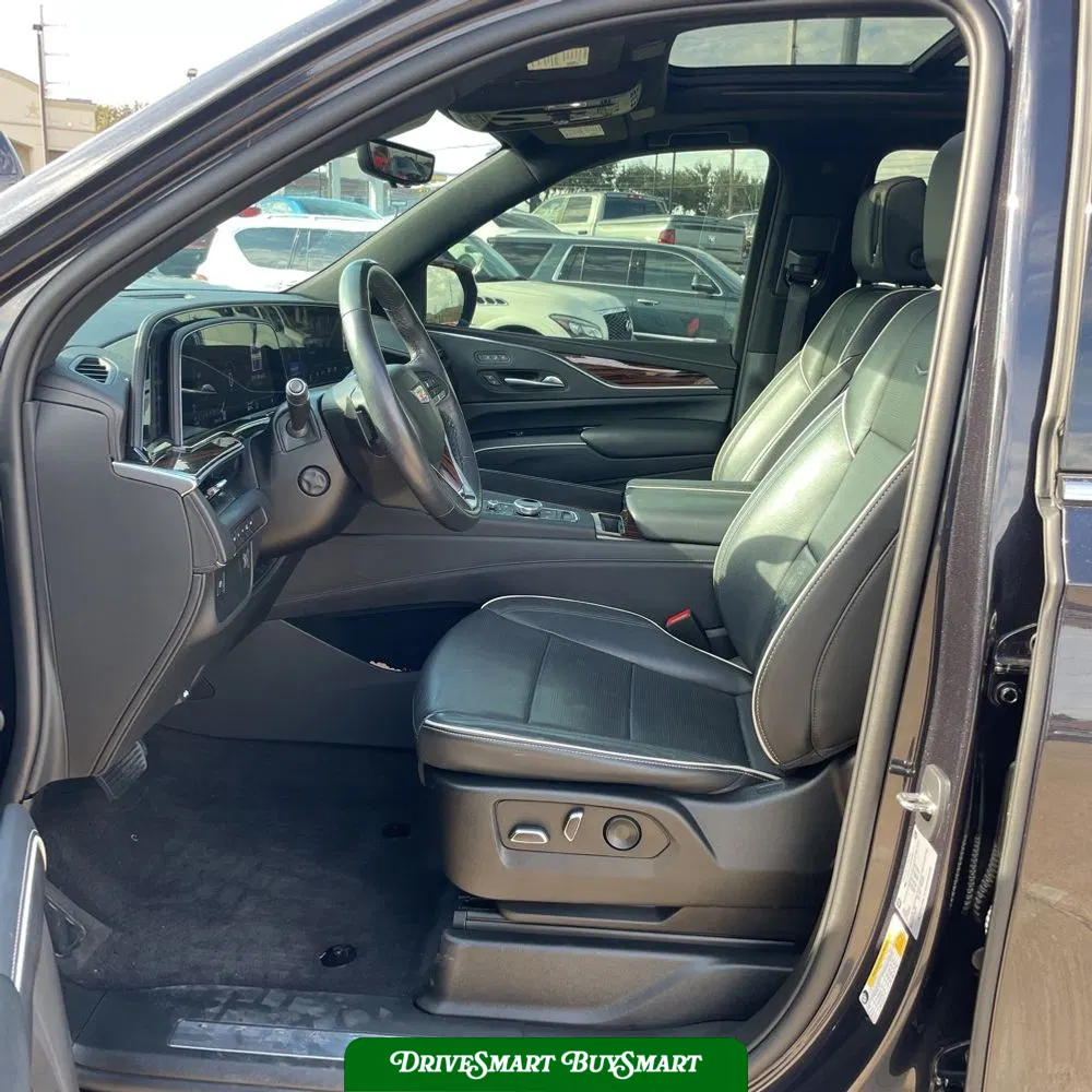2022 Cadillac Escalade ESV Premium Luxury