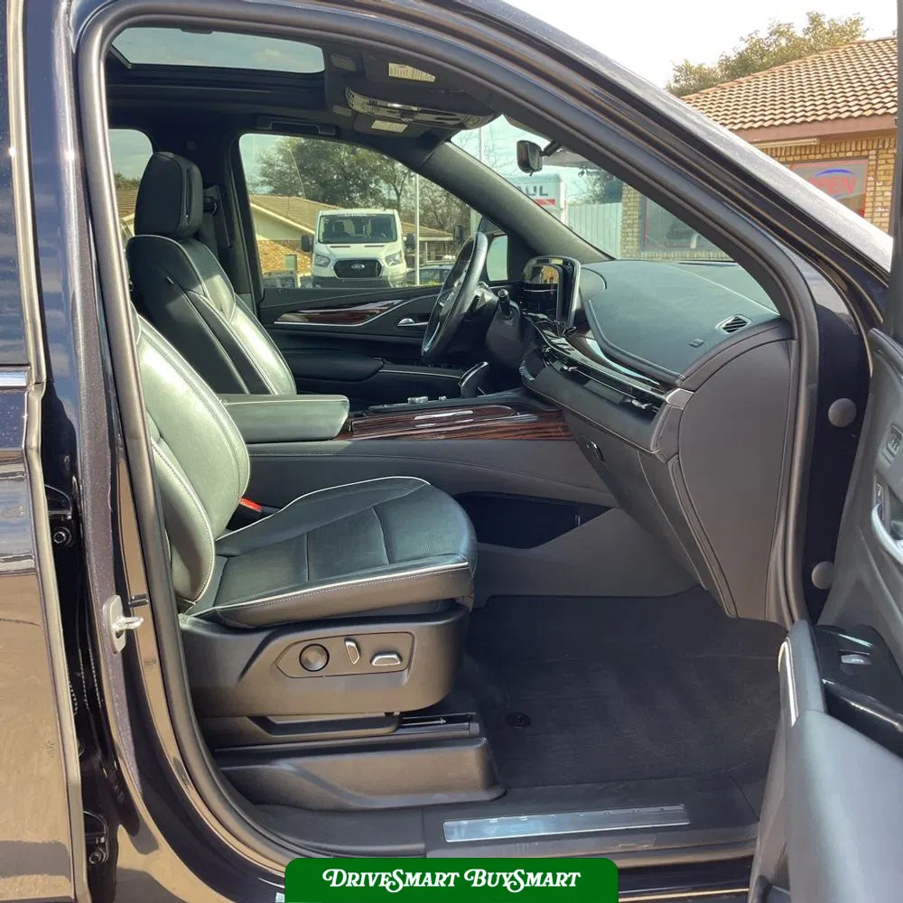 2022 Cadillac Escalade ESV Premium Luxury