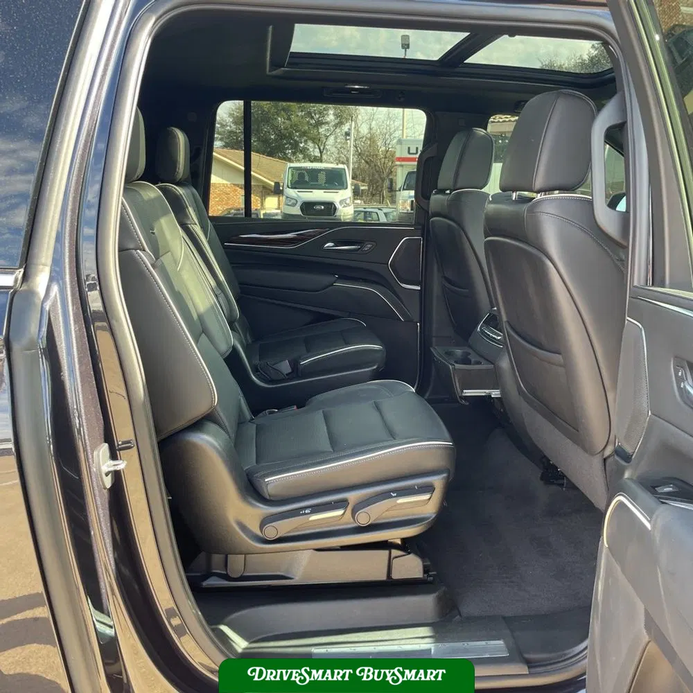 2022 Cadillac Escalade ESV Premium Luxury