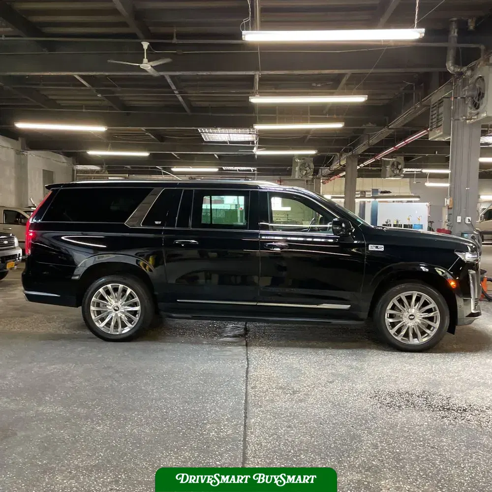 2023 Cadillac Escalade ESV Premium Luxury