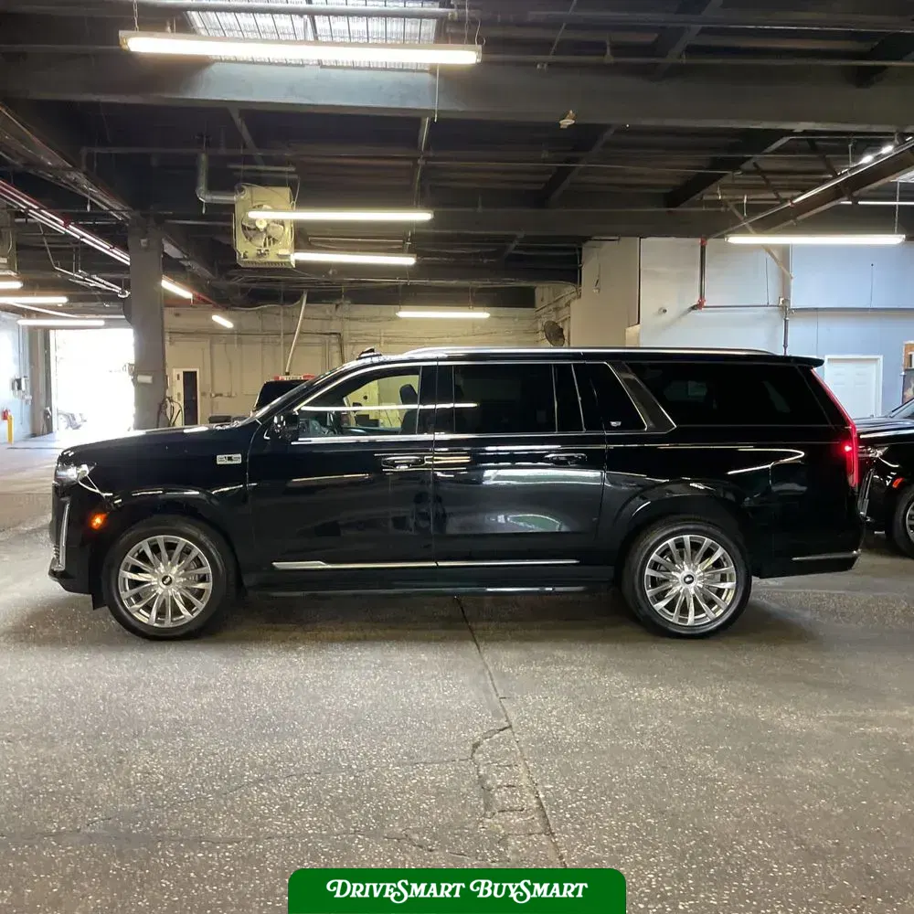 2023 Cadillac Escalade ESV Premium Luxury