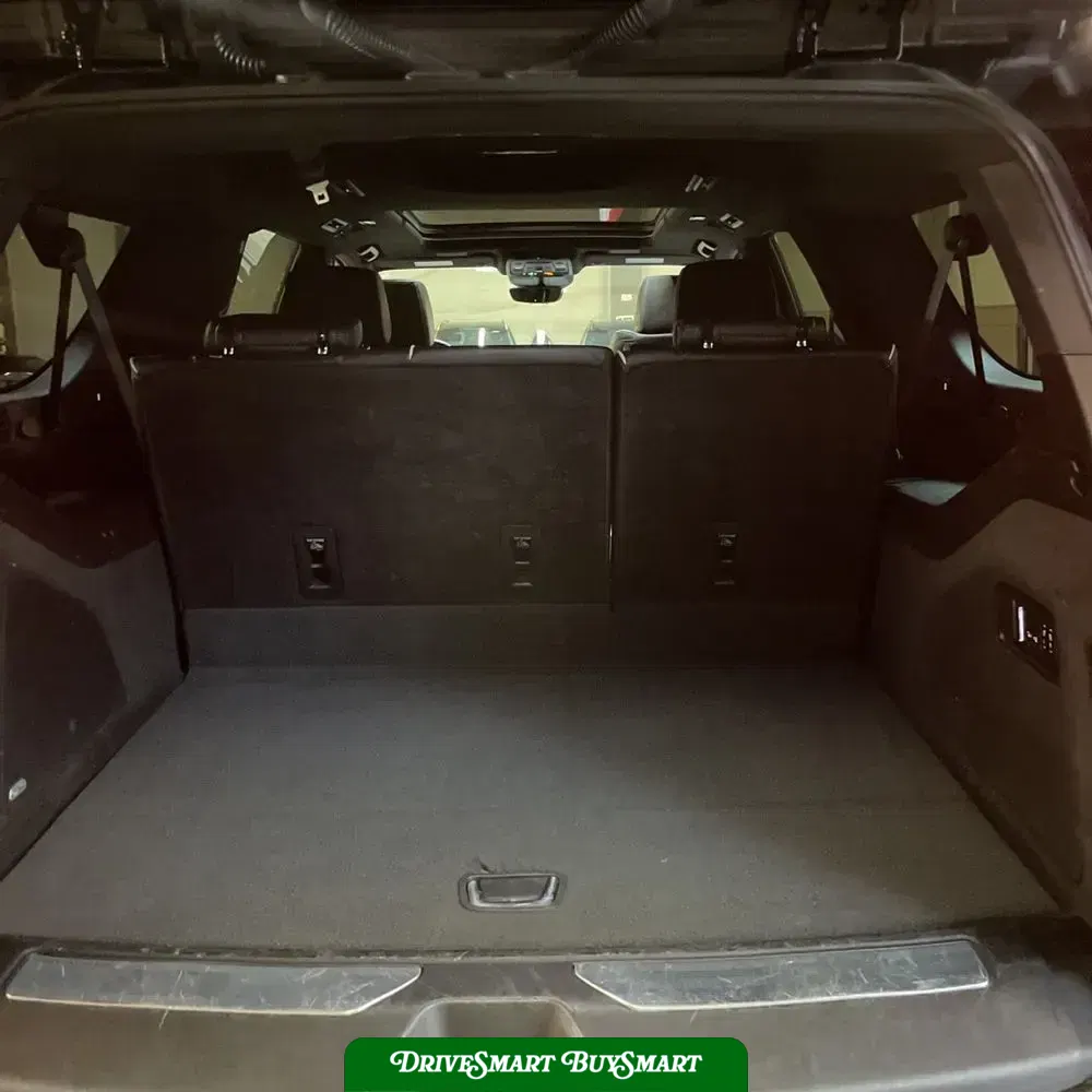 2023 Cadillac Escalade ESV Premium Luxury