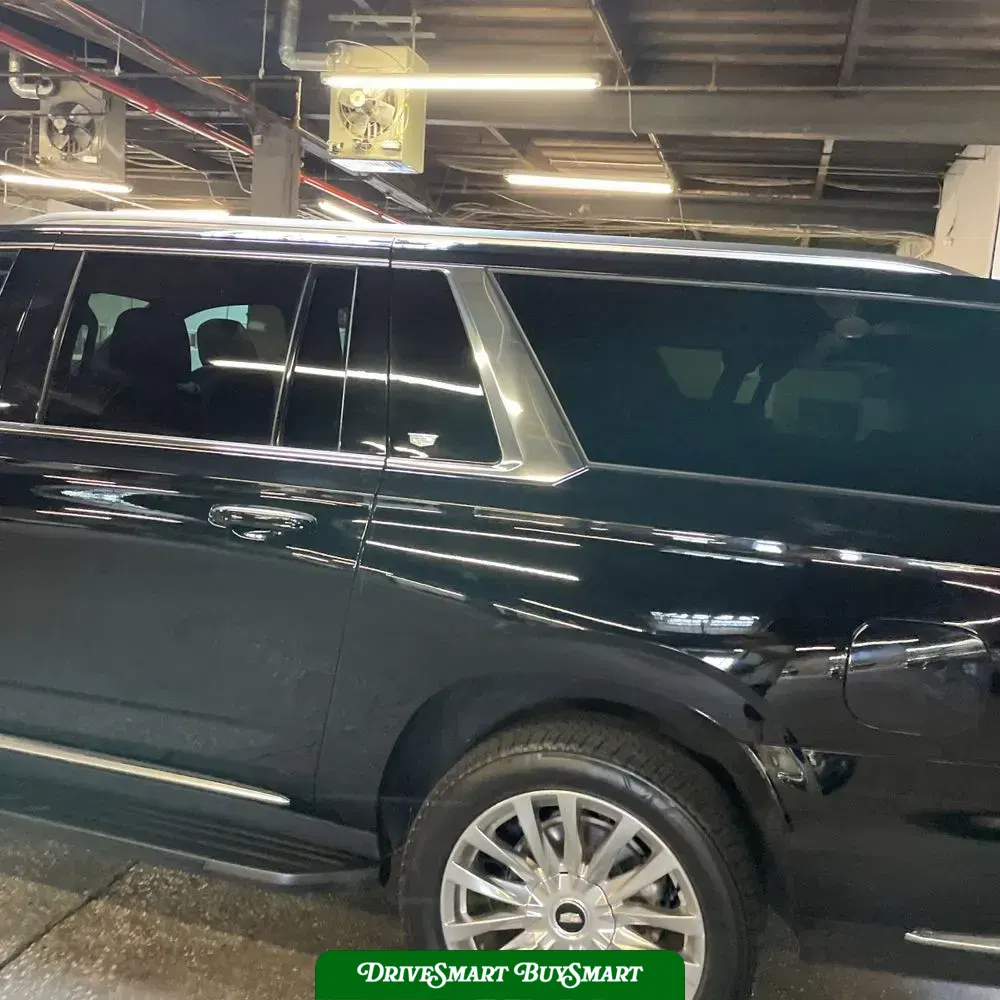 2023 Cadillac Escalade ESV Premium Luxury