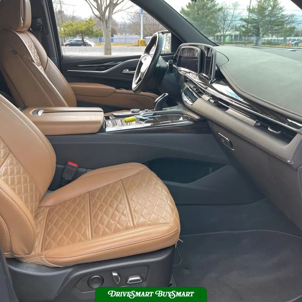 2022 Cadillac Escalade ESV Premium Luxury