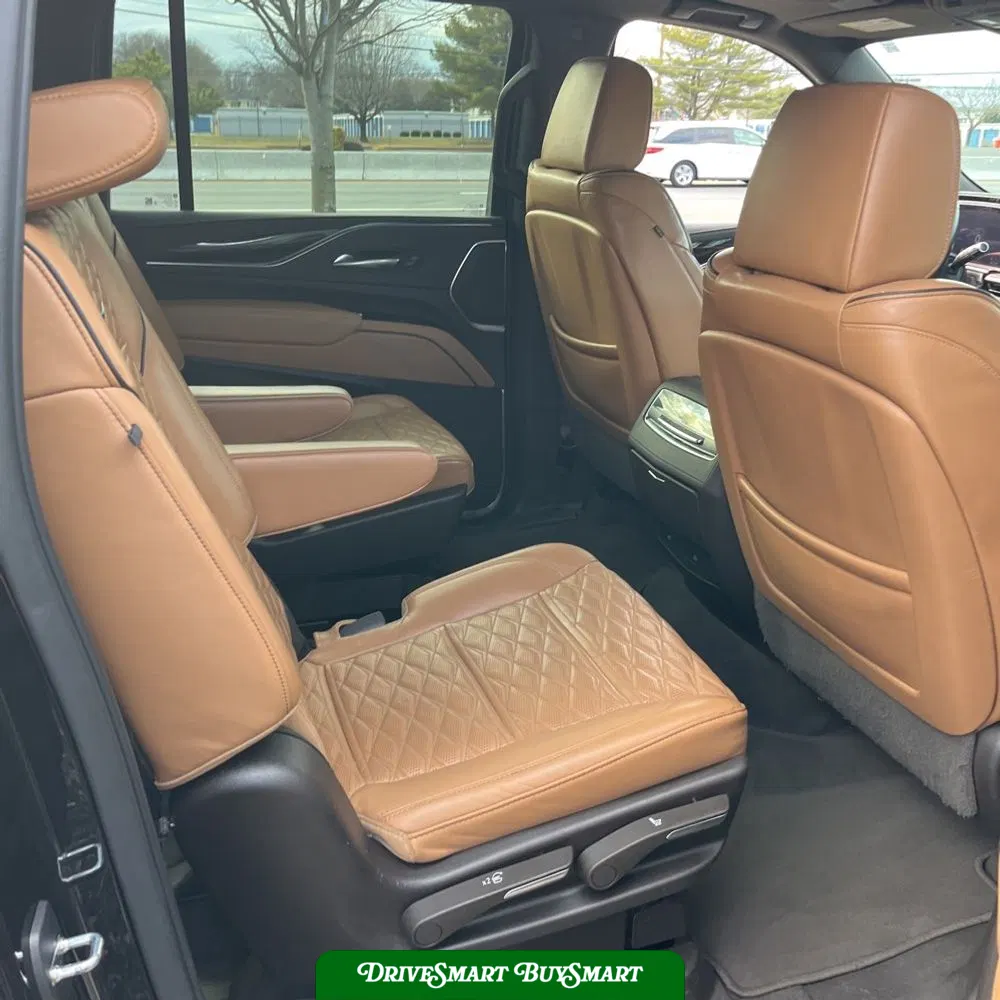 2022 Cadillac Escalade ESV Premium Luxury