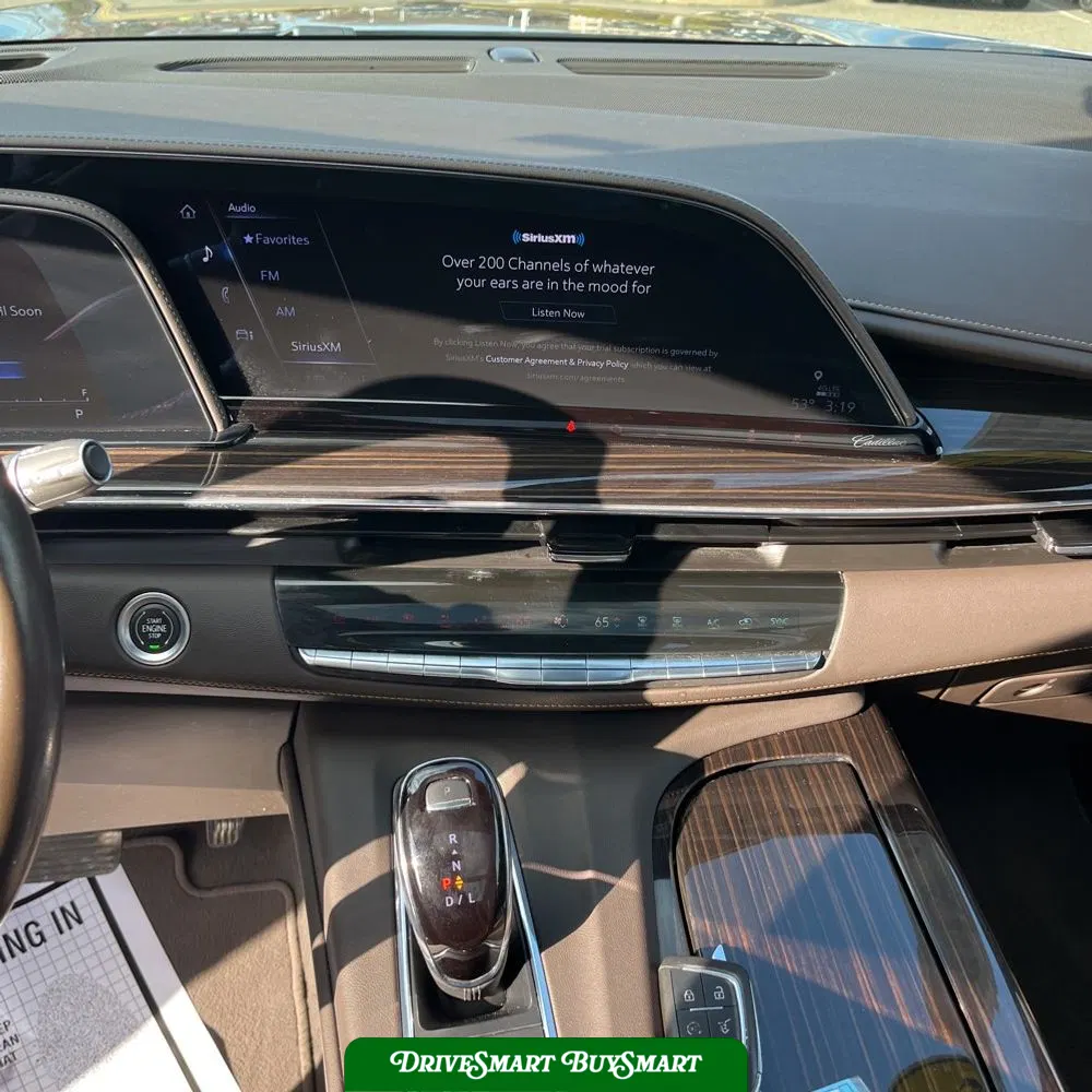 2022 Cadillac Escalade ESV Premium Luxury