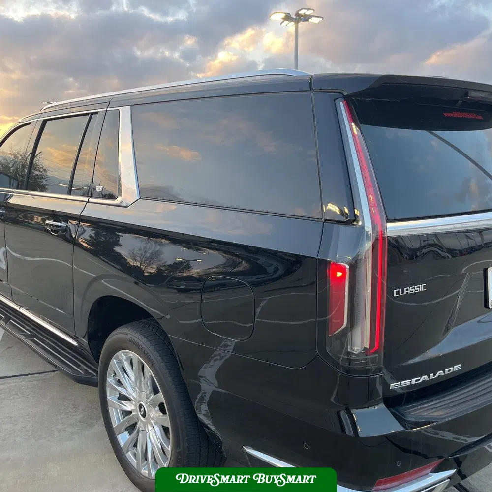 2023 Cadillac Escalade ESV Premium Luxury