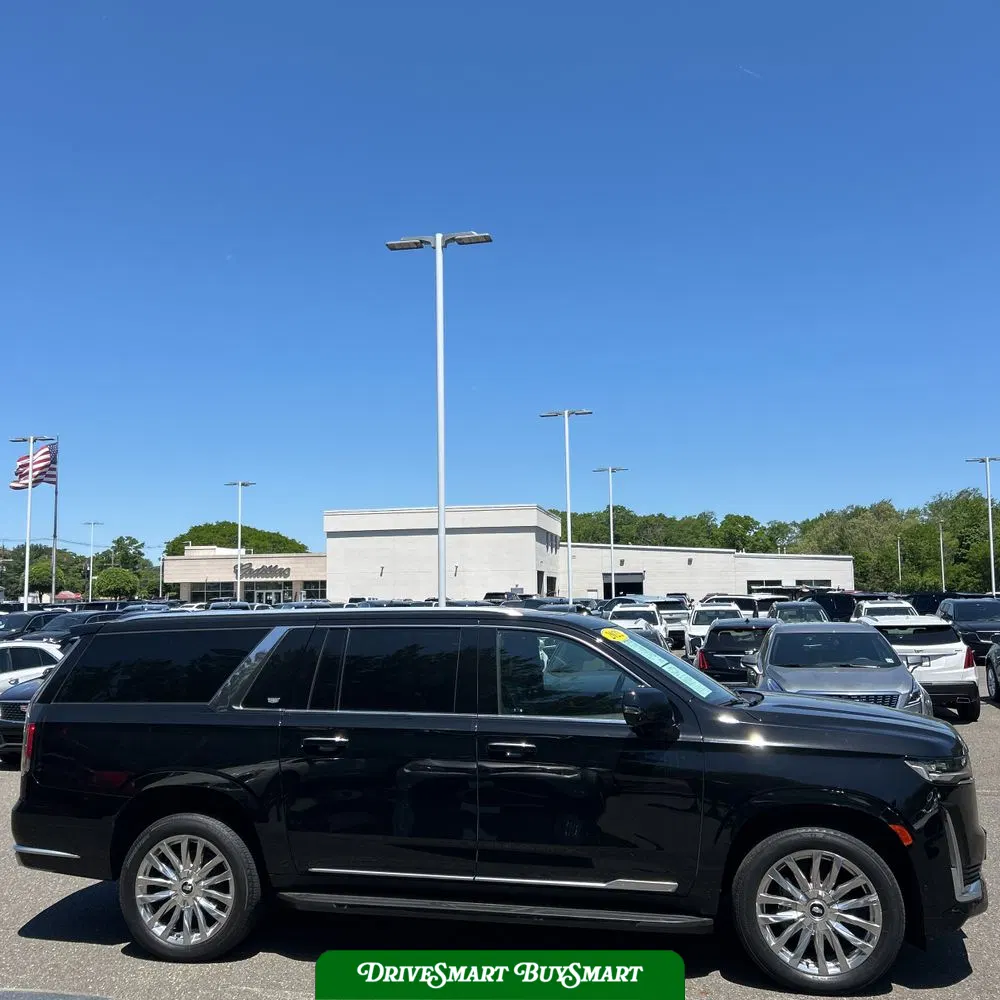 2022 Cadillac Escalade ESV Premium Luxury