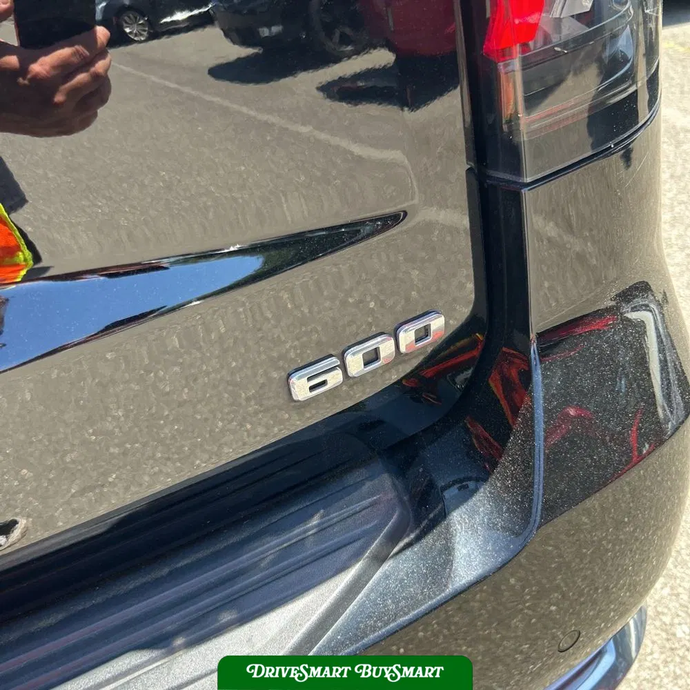 2022 Cadillac Escalade ESV Premium Luxury