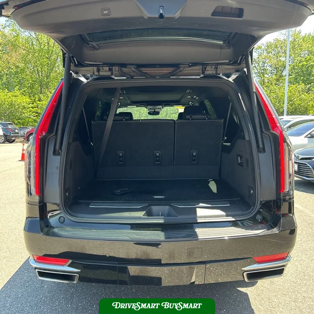2022 Cadillac Escalade ESV Premium Luxury