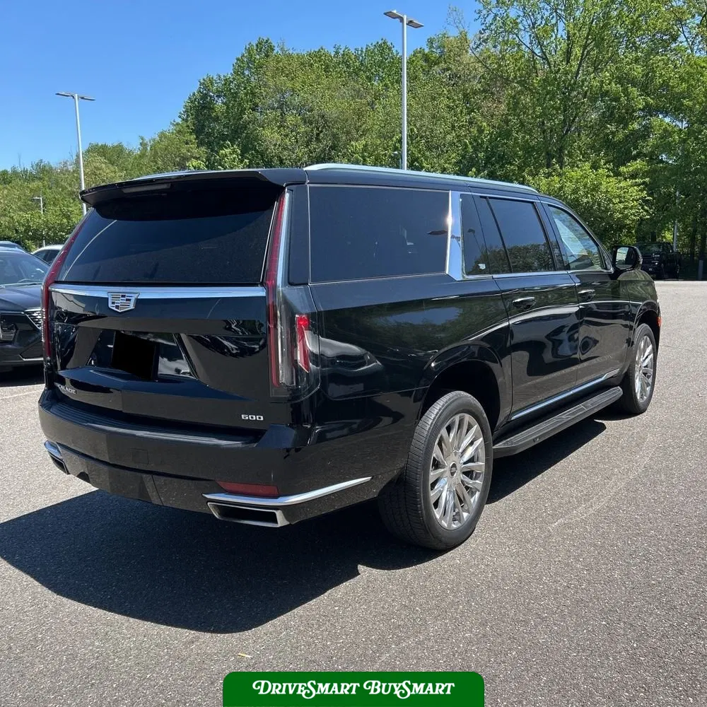 2022 Cadillac Escalade ESV Premium Luxury