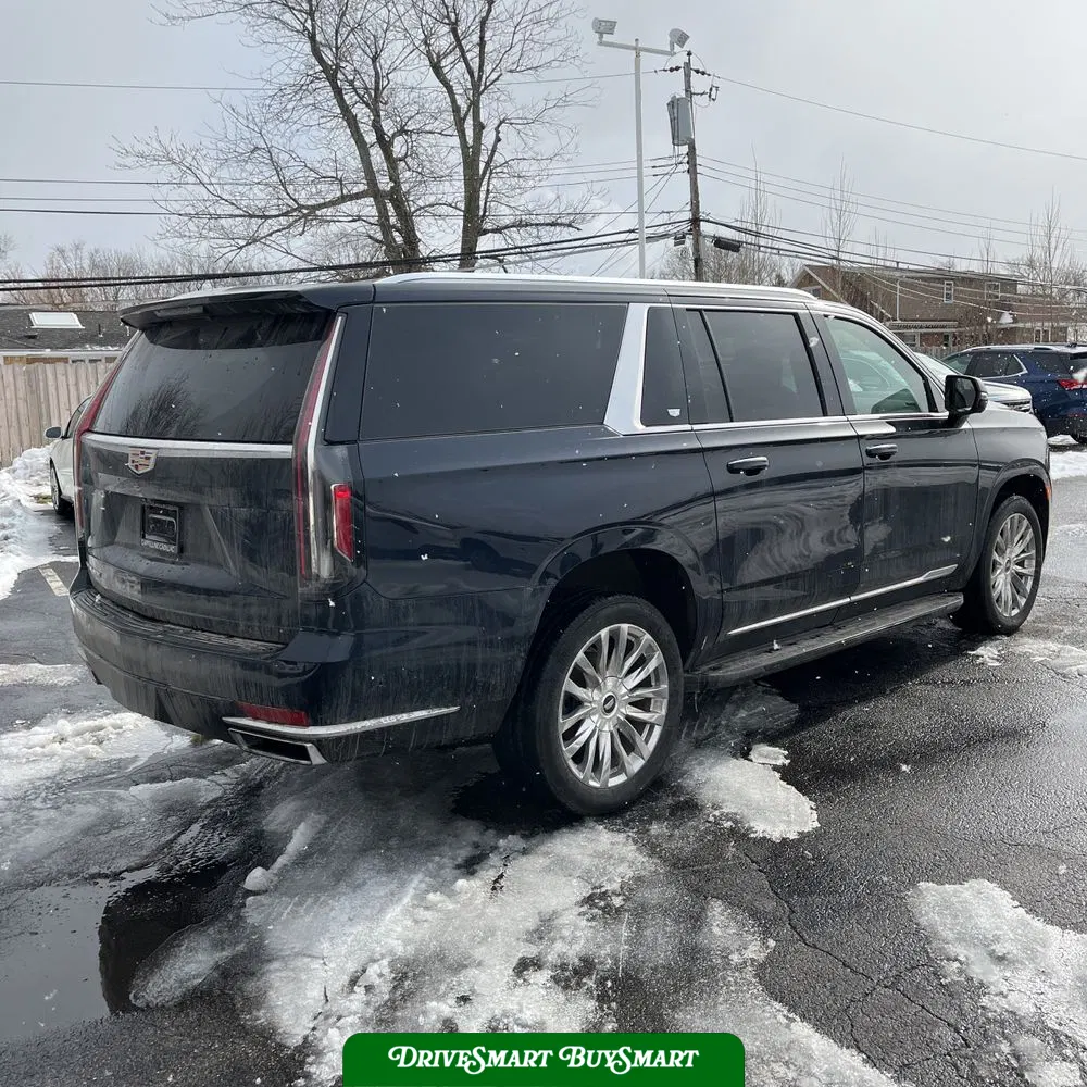 2022 Cadillac Escalade ESV Premium Luxury