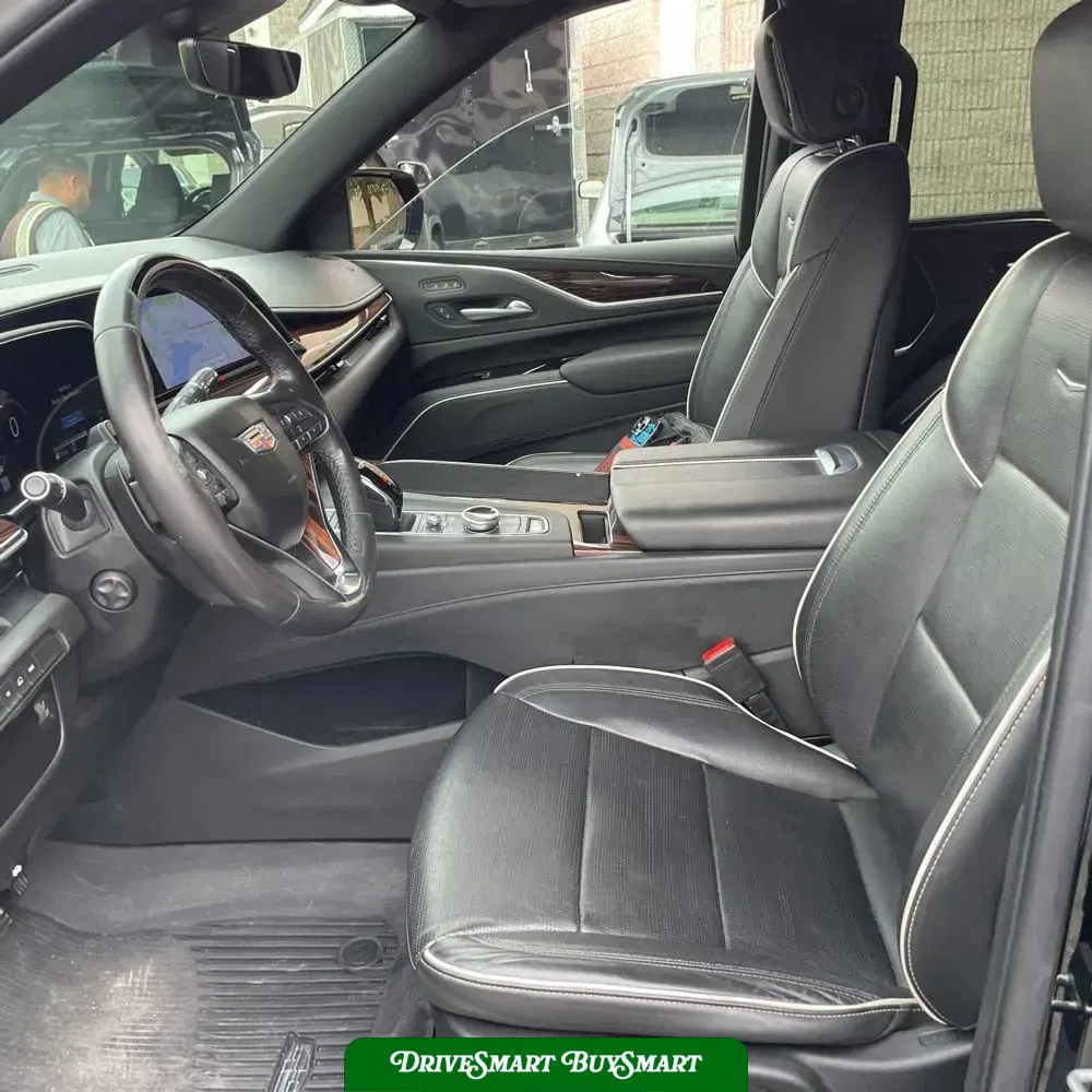 2022 Cadillac Escalade ESV Premium Luxury