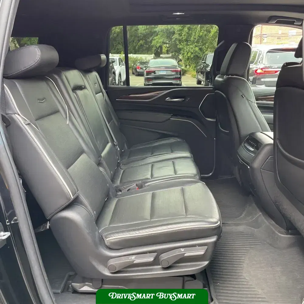 2022 Cadillac Escalade ESV Premium Luxury