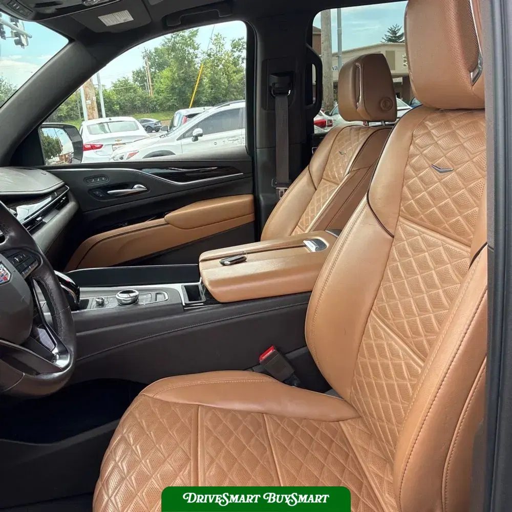 2023 Cadillac Escalade ESV Premium Luxury