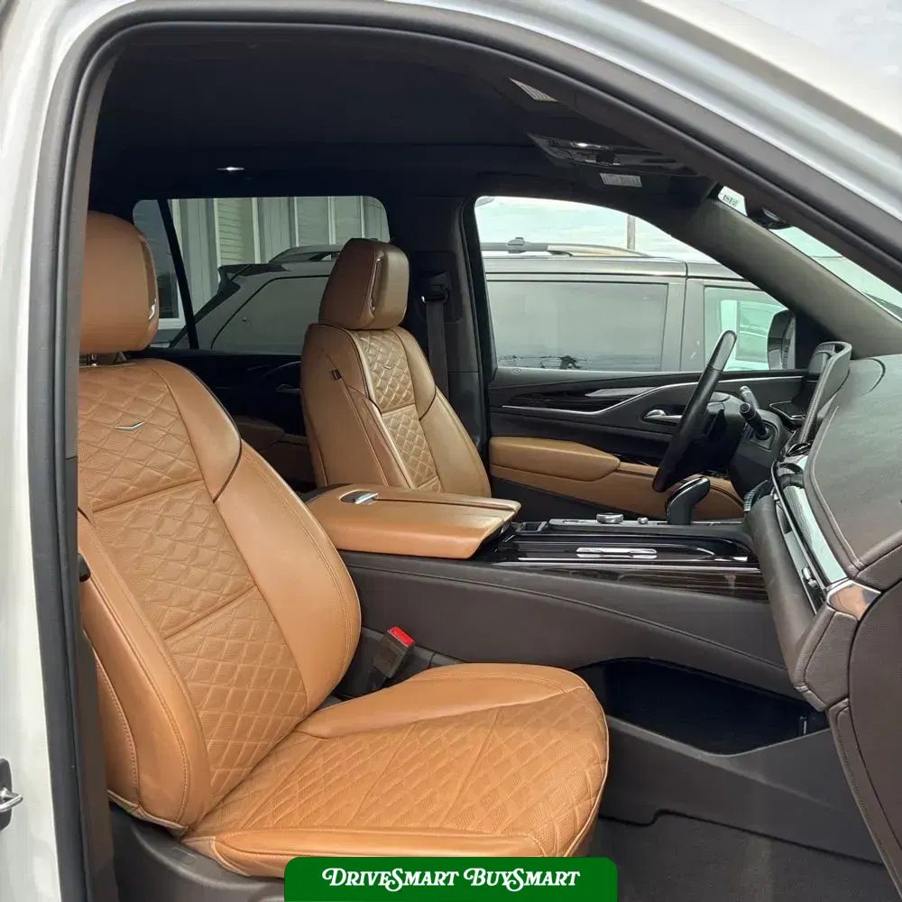 2023 Cadillac Escalade ESV Premium Luxury