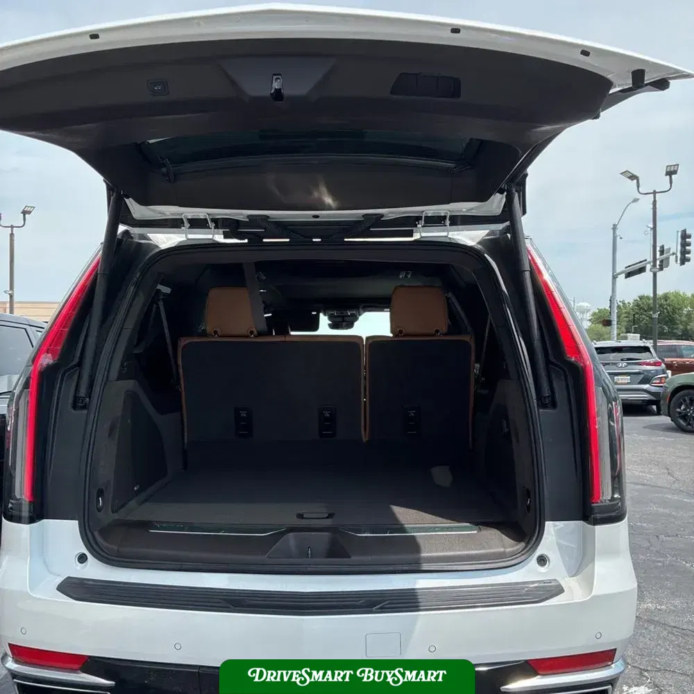 2023 Cadillac Escalade ESV Premium Luxury
