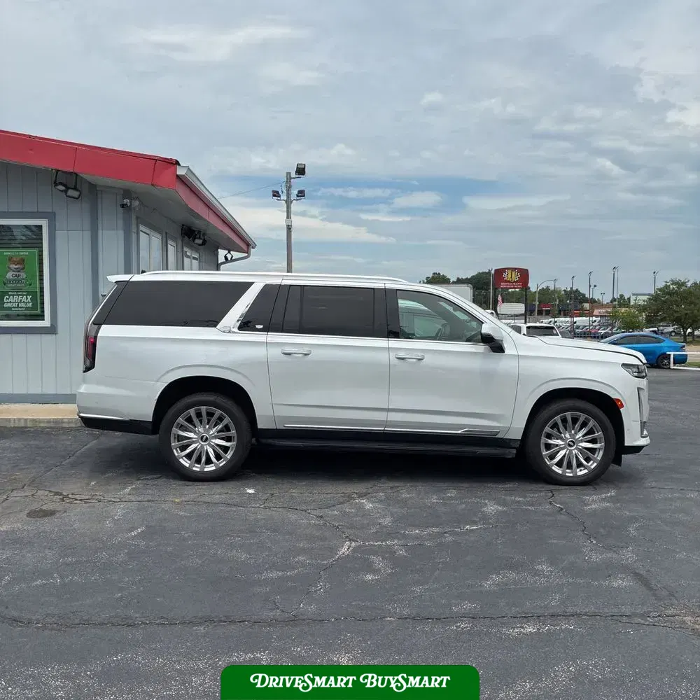 2023 Cadillac Escalade ESV Premium Luxury