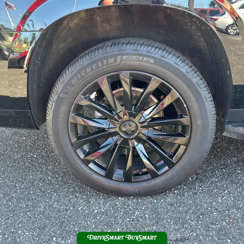 2023 Cadillac Escalade ESV Premium Luxury