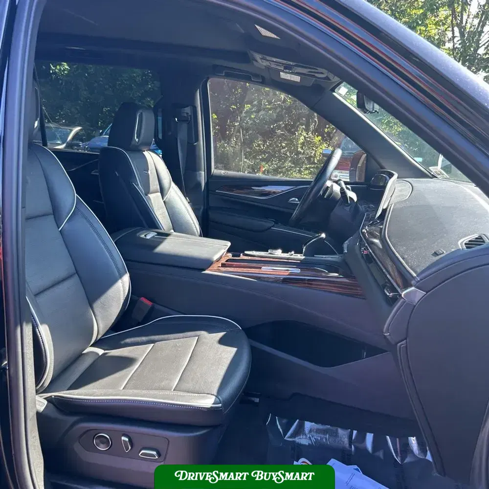 2023 Cadillac Escalade ESV Premium Luxury