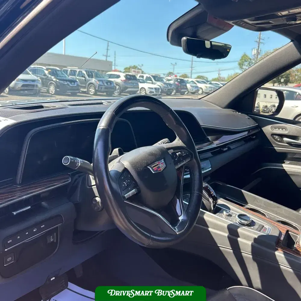 2023 Cadillac Escalade ESV Premium Luxury