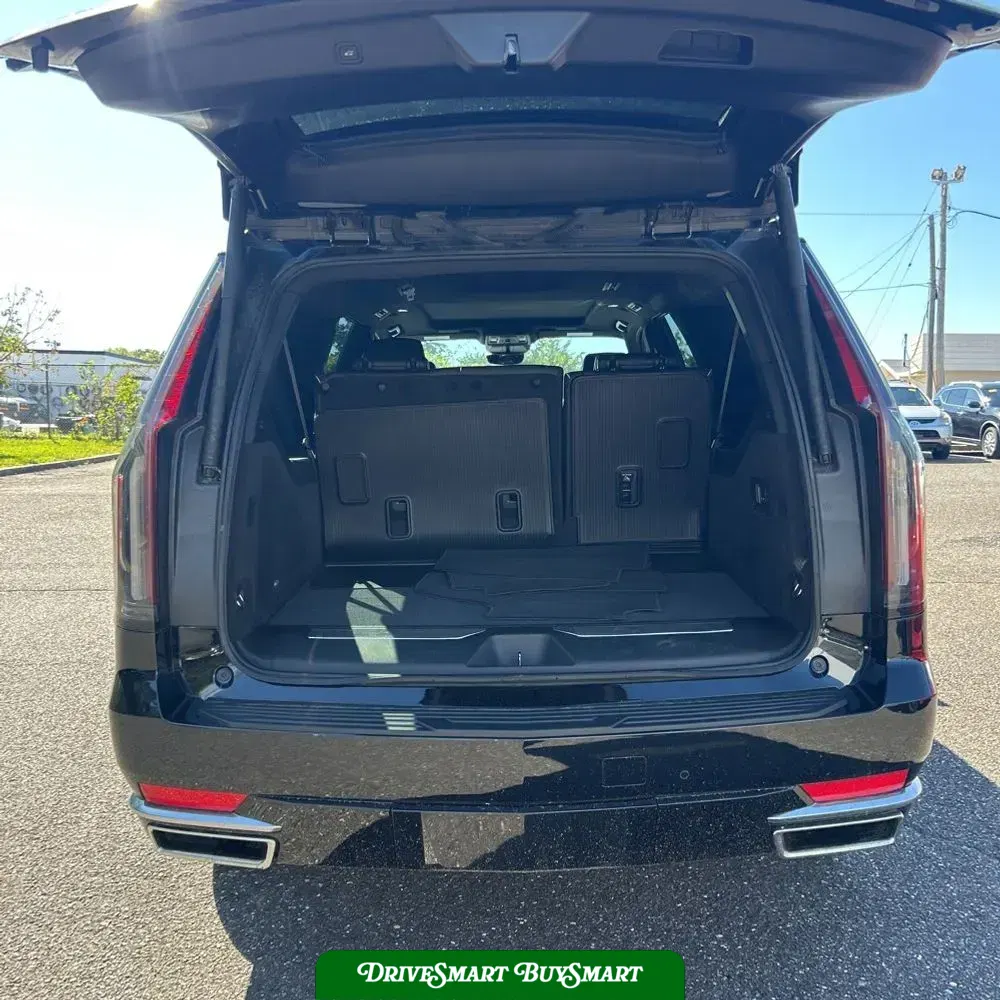 2023 Cadillac Escalade ESV Premium Luxury