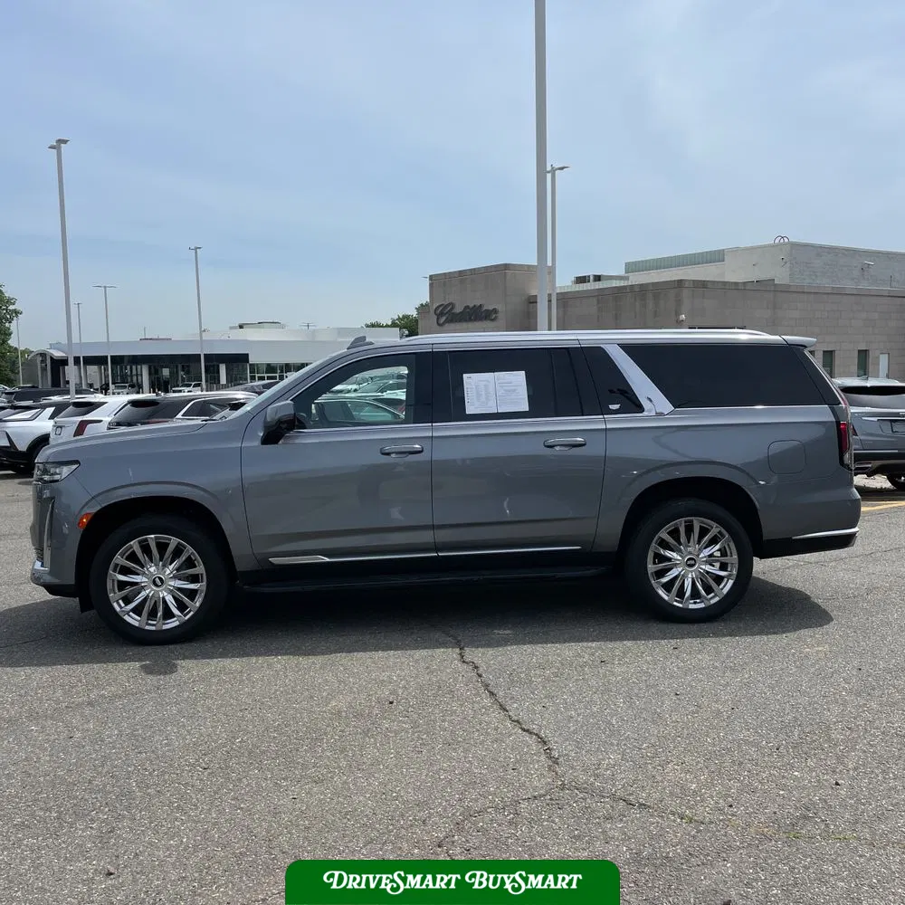 2022 Cadillac Escalade ESV Premium Luxury