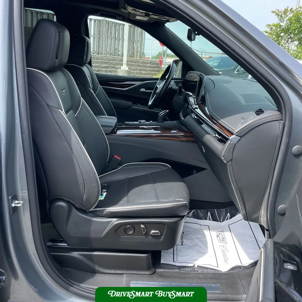 2022 Cadillac Escalade ESV Premium Luxury