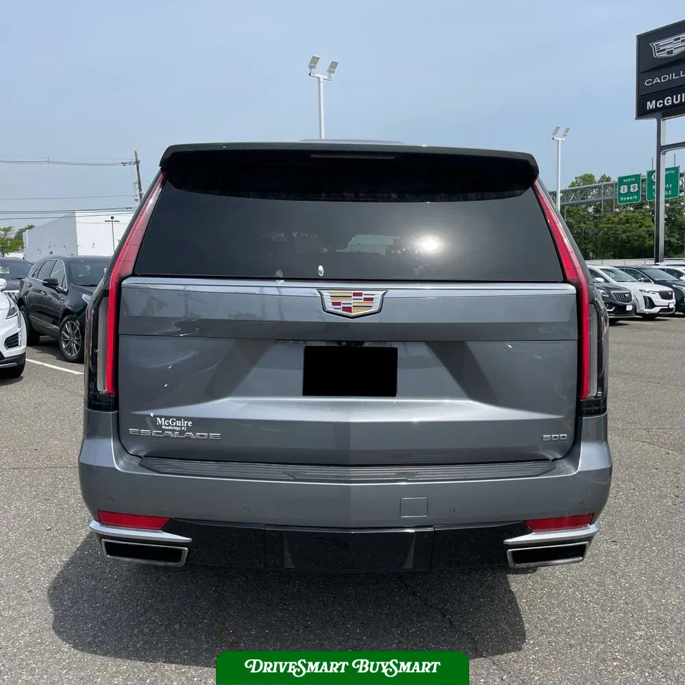 2022 Cadillac Escalade ESV Premium Luxury