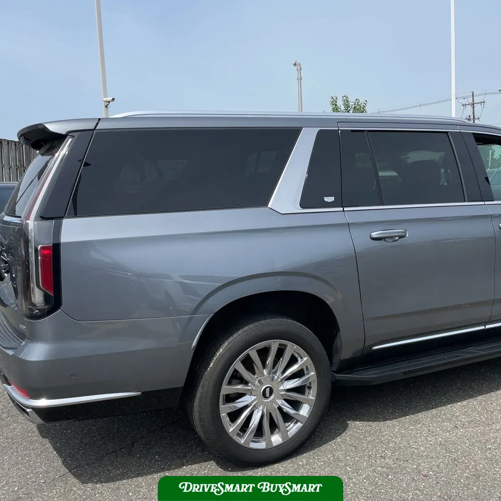 2022 Cadillac Escalade ESV Premium Luxury