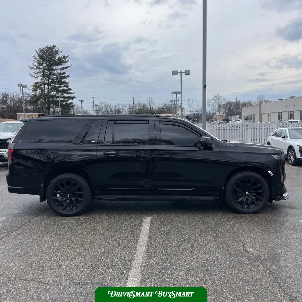 2022 Cadillac Escalade ESV Sport