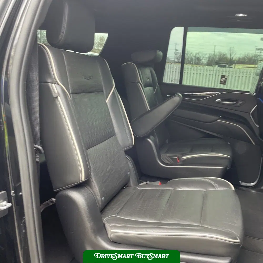 2022 Cadillac Escalade ESV Sport