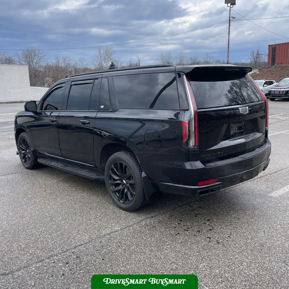 2022 Cadillac Escalade ESV Sport
