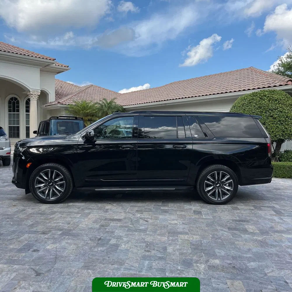 2023 Cadillac Escalade ESV Sport
